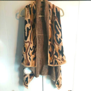 Sunshine and Rodeos Camo/ Camouflage Knit sweater vest Mobwife